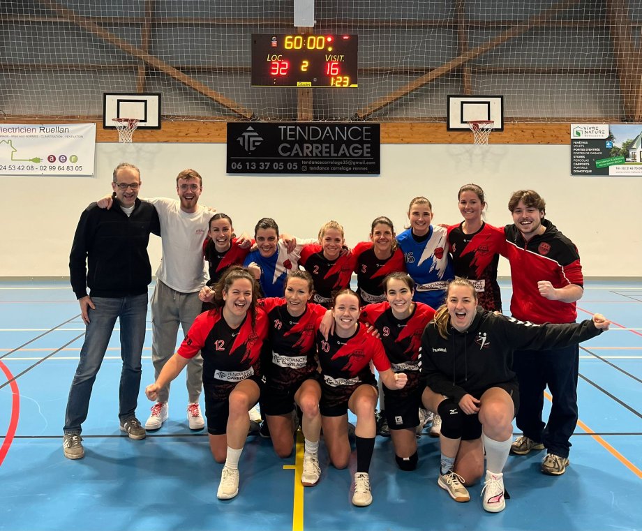 ❤🖤Victoire de nos Séniors F. face à Bain de Bretagne !